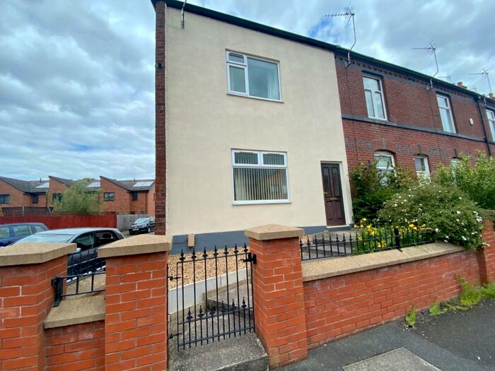 2 Bedroom Terraced House To Rent In Nuttall Street, Bury, BL9