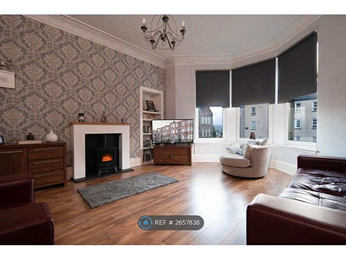 2 Bedroom Flat To Rent In Binnie Street, Gourock, PA19