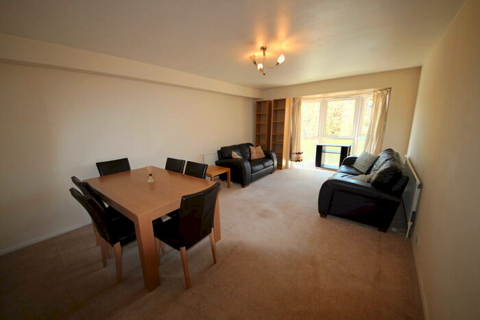 1 Bedroom Flat To Rent In Queens Road - Kingston, KT2