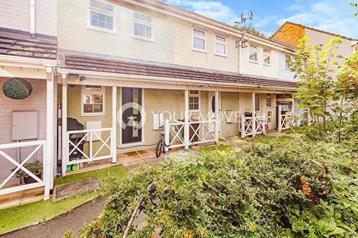 2 Bedroom Terraced House To Rent In Lamplighters Close, Dartford, DA1