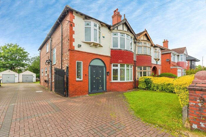 4 Bedroom Semi-Detached House For Sale In Seymour Grove, Old Trafford, Manchester, M16