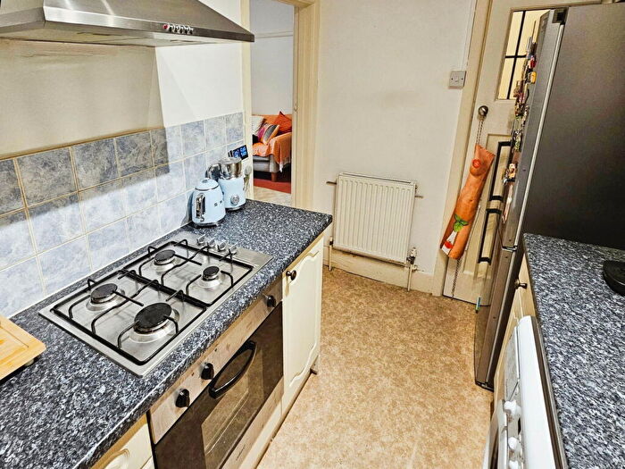1 Bedroom Flat For Sale In Manor Road, Bournemouth, BH1