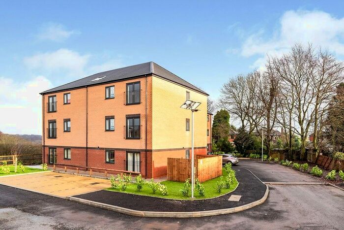 2 Bedroom Flat To Rent In Farrier Close, Pendlebury, Swinton, Manchester, M27