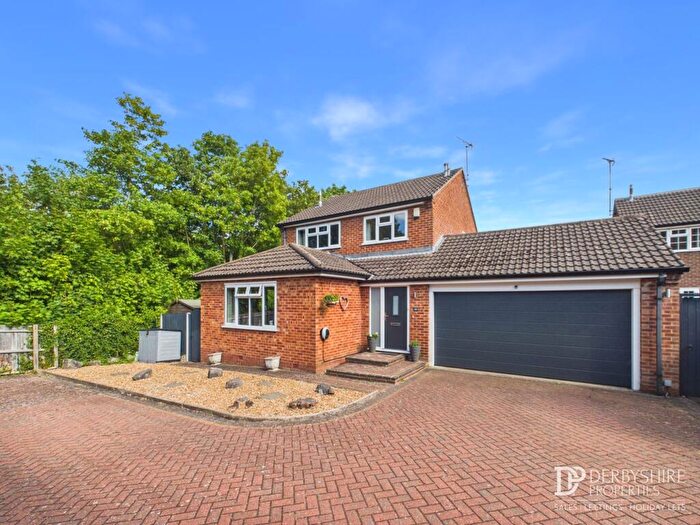 4 Bedroom Detached House For Sale In Foresters Road, Ripley, DE5