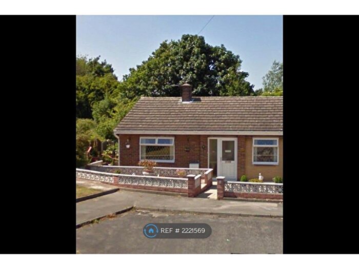 2 Bedroom Bungalow To Rent In Lodges Close, Wakefield, WF4