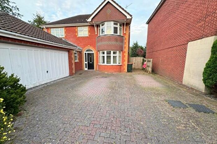 4 Bedroom Terraced House To Rent In Cambrian Grove Newport, CF3