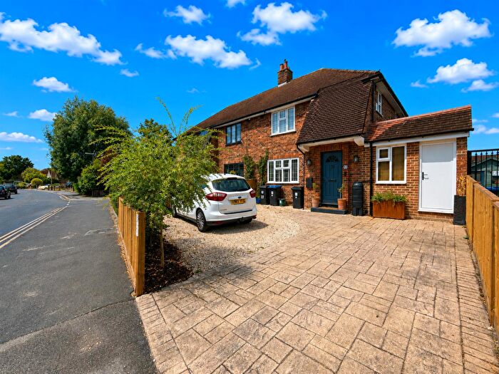 3 Bedroom House For Sale In Rectory Lane, Byfleet, KT14