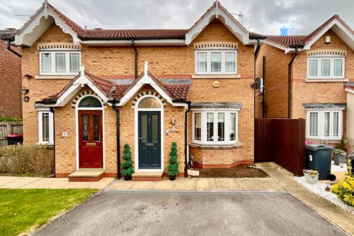 3 Bedroom Semi-Detached House For Sale In Park Avenue, Treeton, Rotherham, S60