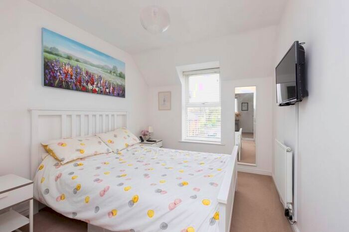 2 Bedroom Flat For Sale In New Caravan Site, Salisbury Road, Shaftesbury, SP7