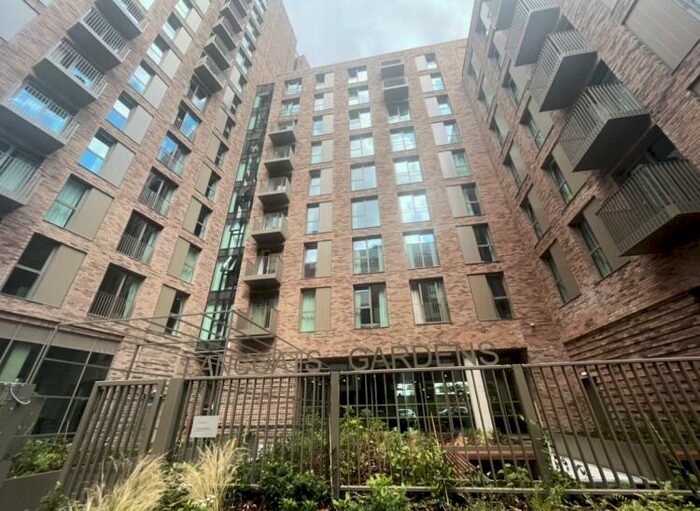 2 Bedroom Apartment To Rent In Bendix Street Manchester, M4