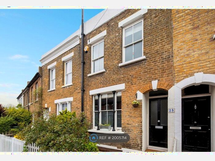 3 Bedroom Terraced House To Rent In Wellfield Road, London, SW16