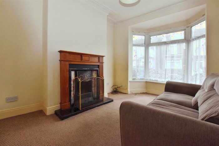 2 Bedroom Terraced House For Sale In Belvoir Street, Hull, HU5