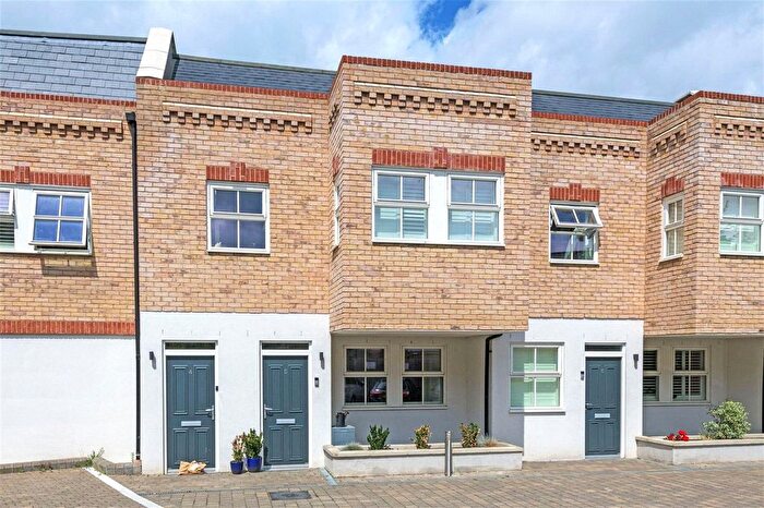 4 Bedroom Terraced House For Sale In Brookfield Mews, Barnes, SW13
