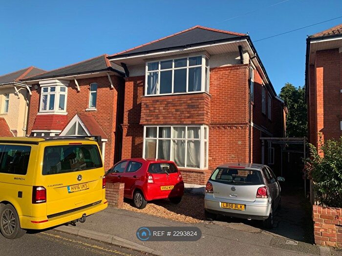 7 Bedroom Detached House To Rent In Bengal Road, Bournemouth, BH9