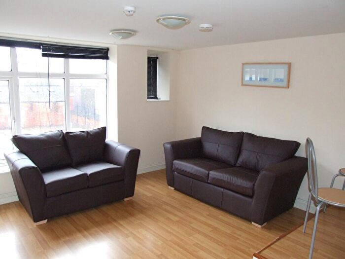 2 Bedroom Flat To Rent In Flat, - John Street, Luton, LU1