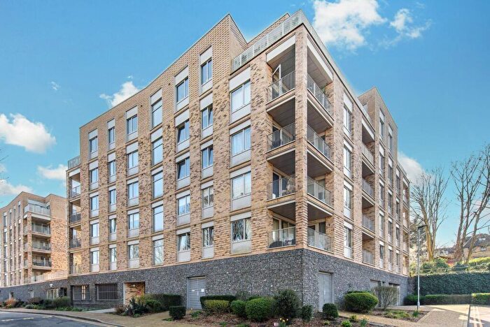 1 Bedroom Apartment For Sale In Medawar Drive, Mill Hill, NW7