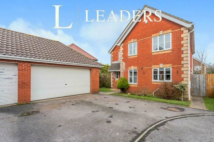 4 Bedroom Detached House To Rent In Hither Green, Southbourne, PO10