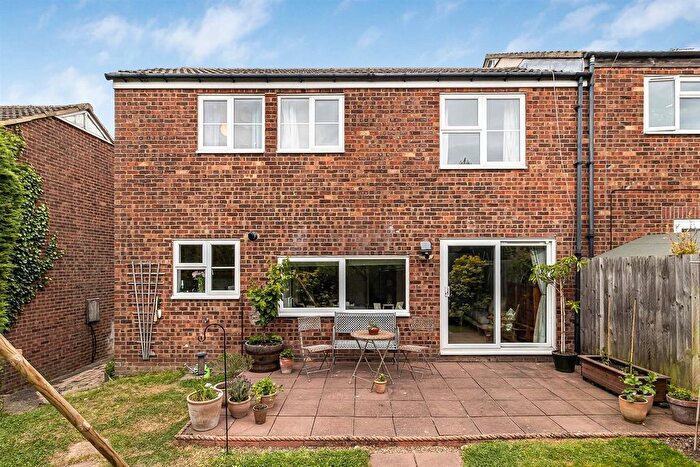 3 Bedroom Semi-Detached House For Sale In Aureole Walk, Newmarket, CB8