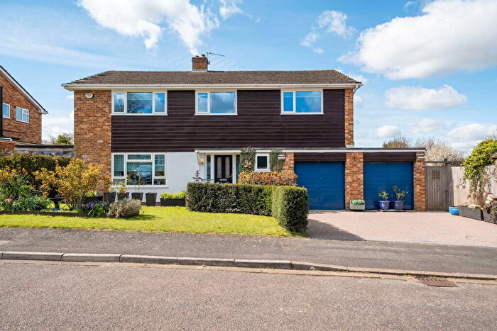 4 Bedroom Detached House For Sale In Oak Close, Oakley, Basingstoke, RG23