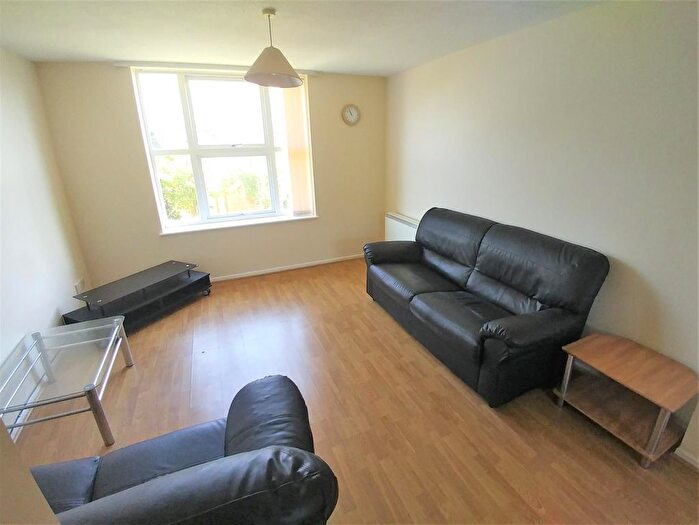 2 Bedroom Flat To Rent In Acorn Court, Upper Warwick Street, Liverpool, L8