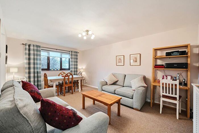 2 Bedroom Flat For Sale In Coppice Drive, Coppice Court Coppice Drive, HG1