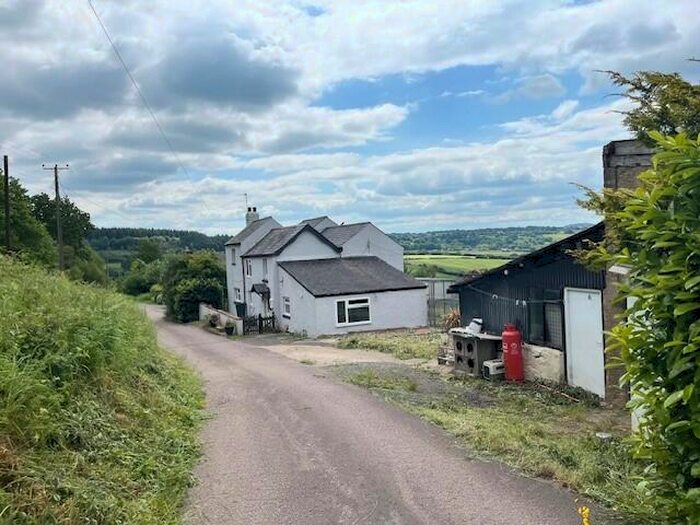 4 Bedroom Detached House To Rent In Carters Piece, GL16