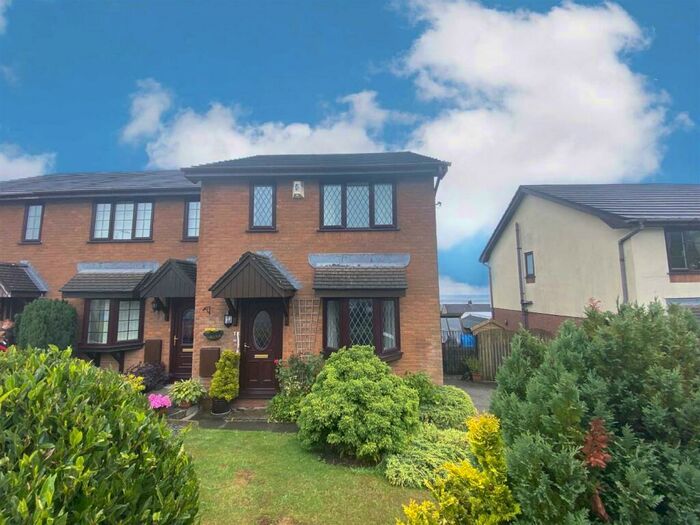 3 Bedroom End Of Terrace House To Rent In Uwch Y Mor, Pentre Halkyn, CH8