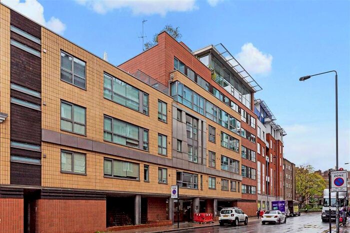 1 Bedroom Flat To Rent In Long Lane, London, SE1