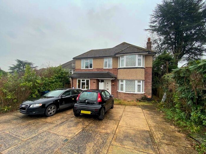 6 Bedroom Detached House To Rent In Wordsworth Road, HP11