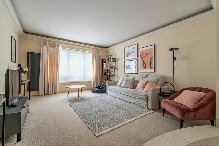 2 Bedroom Flat To Rent In Princes Gate, London, SW7