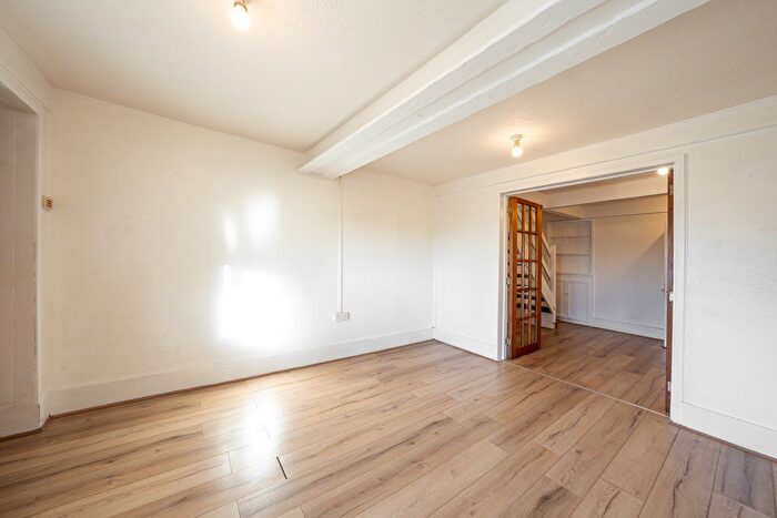 2 Bedroom Cottage For Sale In Rainford Road, Bickerstaffe, Ormskirk, L39