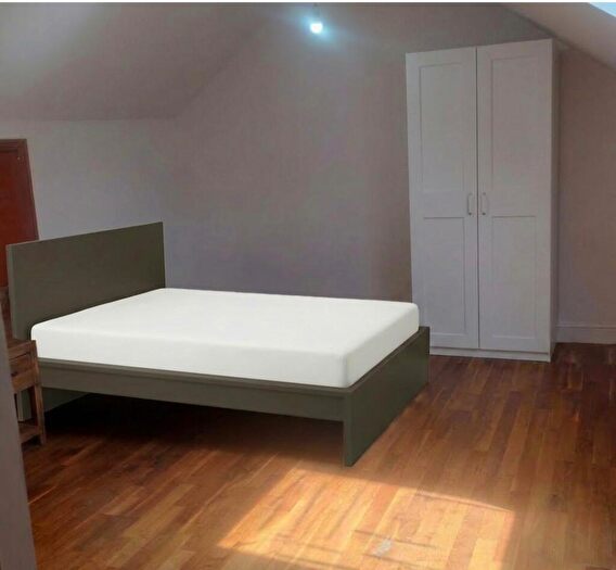 3 Bedroom House To Rent In Saint James's Road, Croydon, CR0
