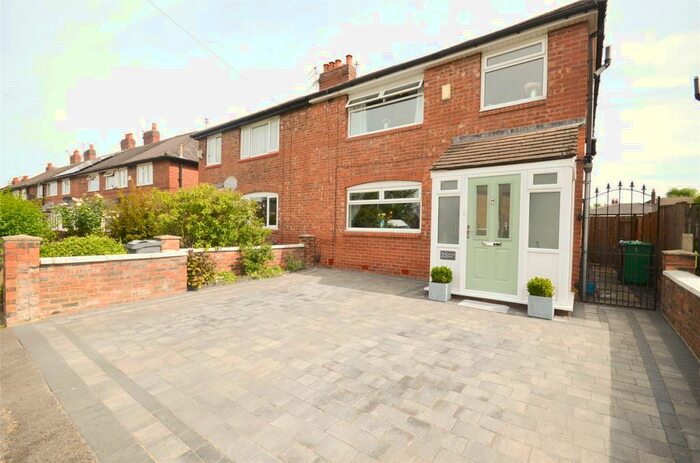 3 Bedroom Semi-Detached House To Rent In Fair Oak Road, Burnage, Manchester, M19