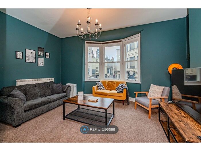 3 Bedroom Flat To Rent In Market Street, Brighton, BN1