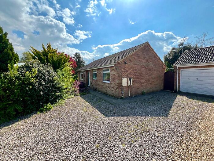 2 Bedroom Detached Bungalow For Sale In Mill Drove South, Cowbit, Spalding, PE12