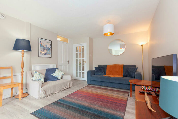 2 Bedroom Terraced House To Rent In St. Bernards Road, Oxford, OX2