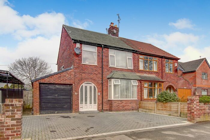 3 Bedroom Semi-Detached House For Sale In Cronton Road, Cronton, Widnes, WA8