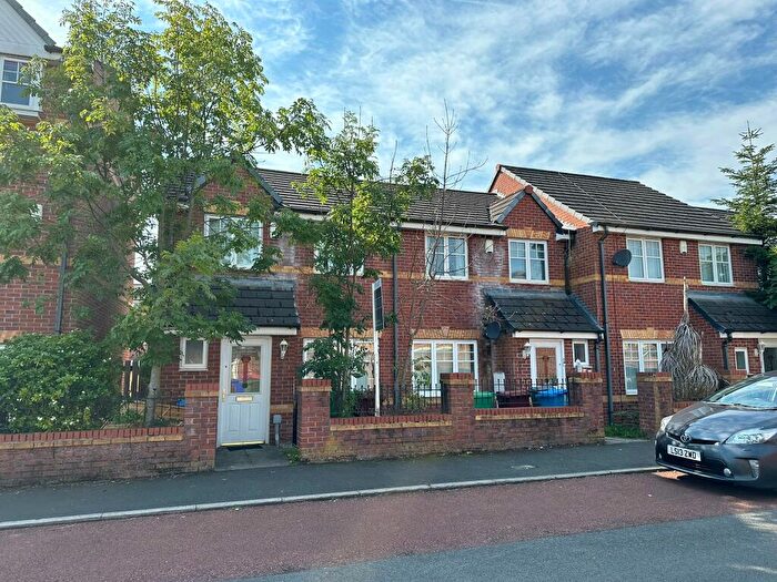 3 Bedroom Terraced House To Rent In Grindleton Avenue, Manchester, M22