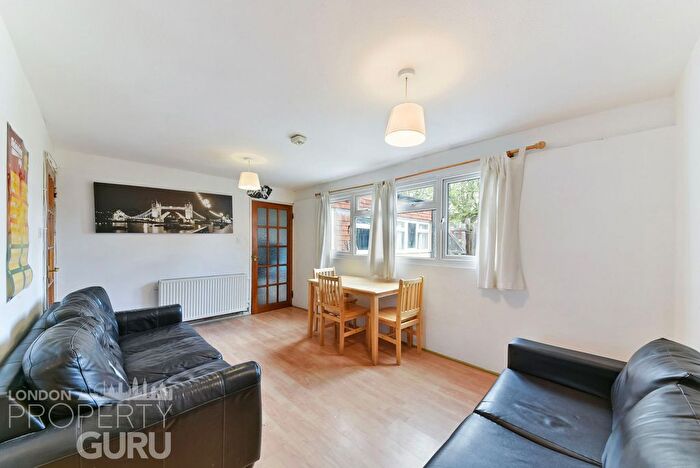 4 Bedroom Terraced House To Rent In Savill Gardens, London, SW20