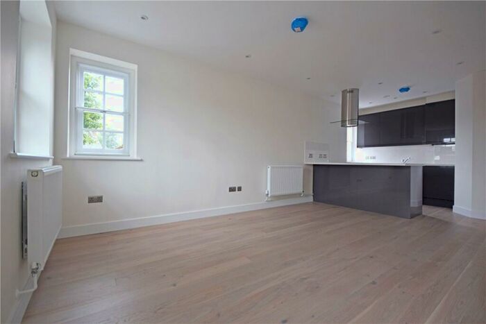 2 Bedroom Apartment To Rent In Chesterton Road, Cambridge, CB4