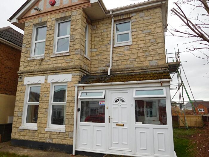 6 Bedroom House To Rent In Bedroom Detached House In Ensbury Park, BH10