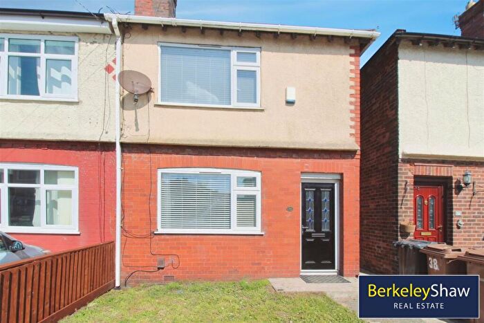 2 Bedroom Semi Detached House To Rent In Warrenhouse Road, Brighton-Le-Sands, Liverpool, L22