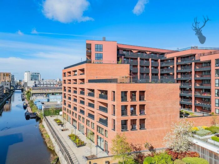 2 Bedroom Apartment To Rent In Yeo Street, Bow Common, E3