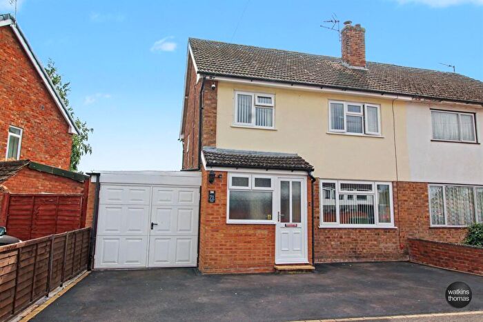 3 Bedroom Semi-Detached House For Sale In River View, Hereford, HR2