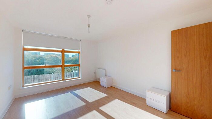 1 Bedroom Flat To Rent In Trundleys Road, London, SE8