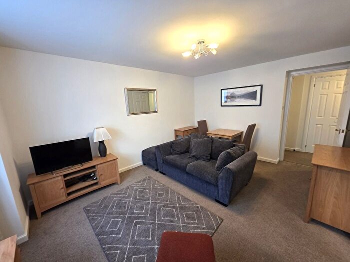 2 Bedroom Flat To Rent In Summer Street, City Centre, Aberdeen, AB10