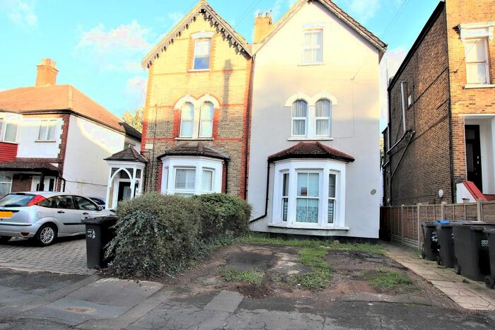2 Bedroom Flat To Rent In Elgin Road, Croydon, CR0
