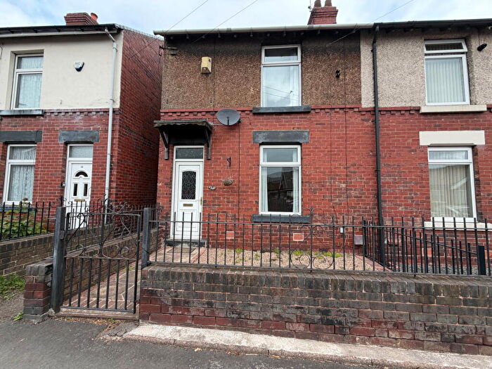 2 Bedroom End Of Terrace House For Sale In Highfield Range, Darfield, S73