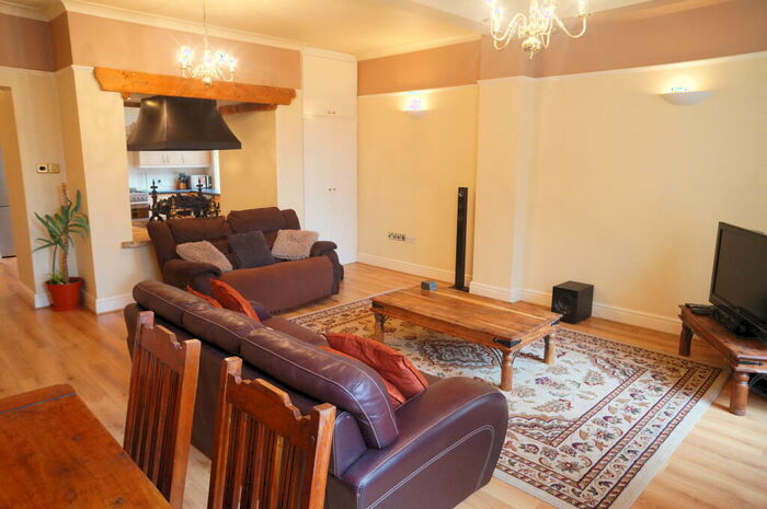 3 Bedroom Apartment To Rent In Didsbury Lodge Hall, Didsbury, M20