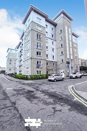 2 Bedroom Flat To Rent In Flat, Pilrig Heights, Edinburgh, EH6